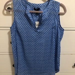 NWT Gap sleeveless shirt